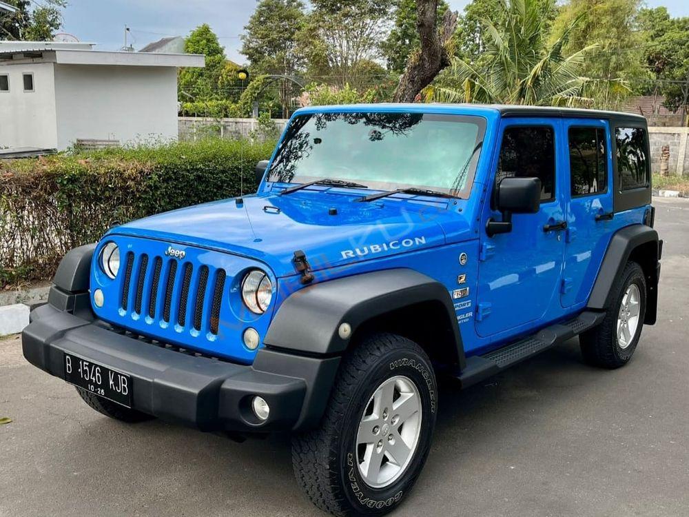 Mobil Jeep Wrangler 2011