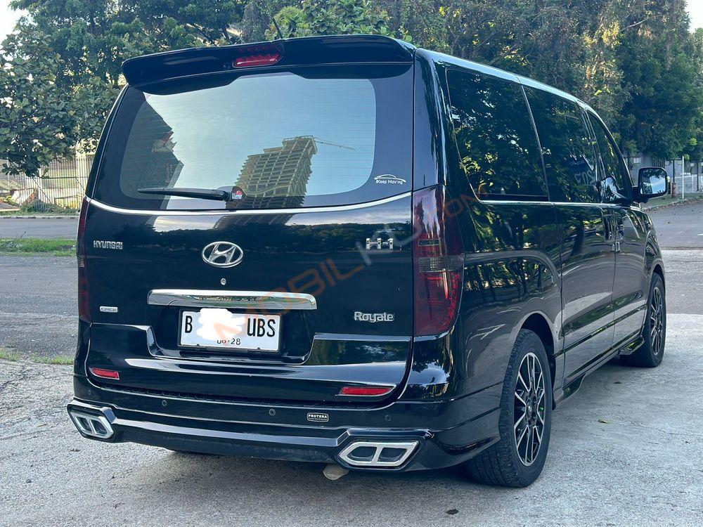 Mobil Hyundai H-1 2018