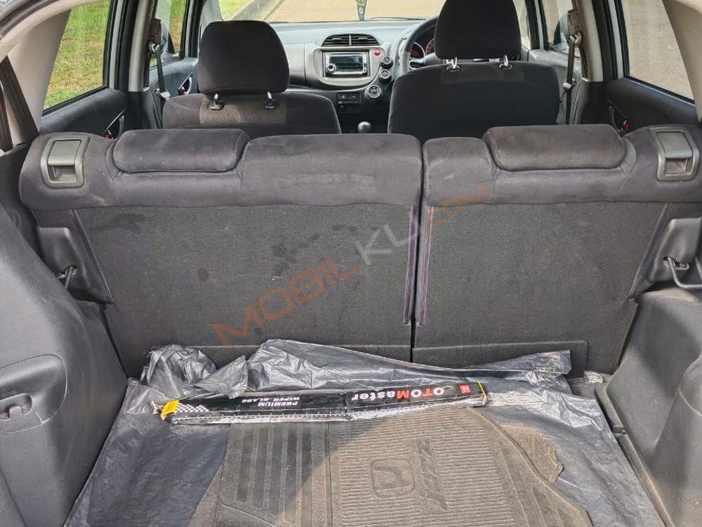 Mobil Honda Jazz 2009