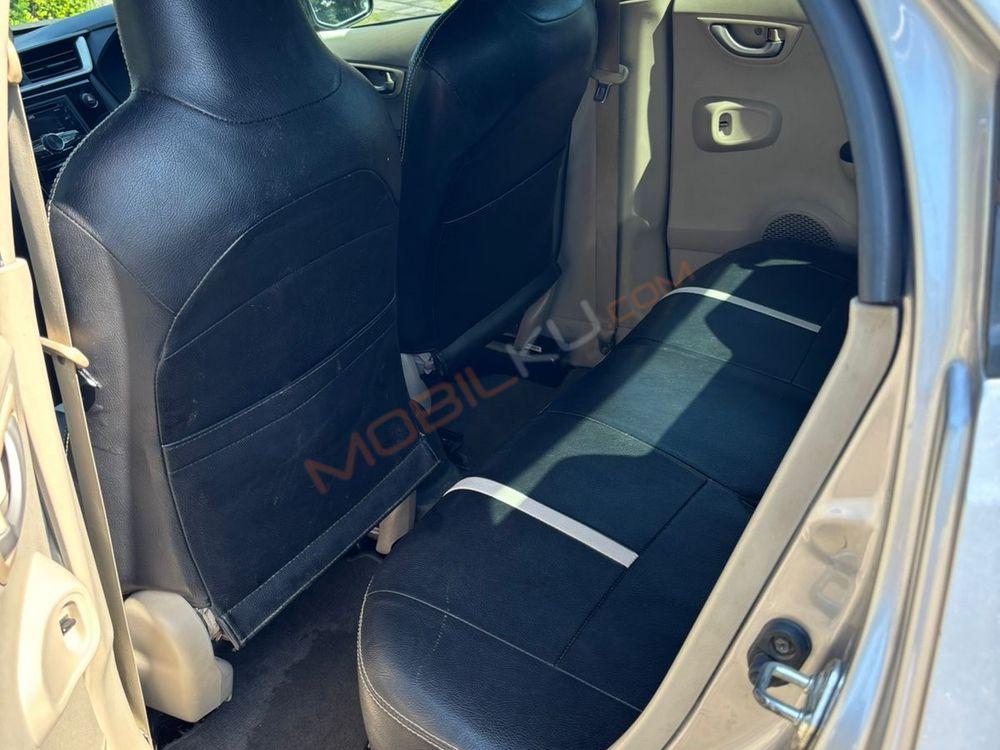 Mobil Honda Brio 2017