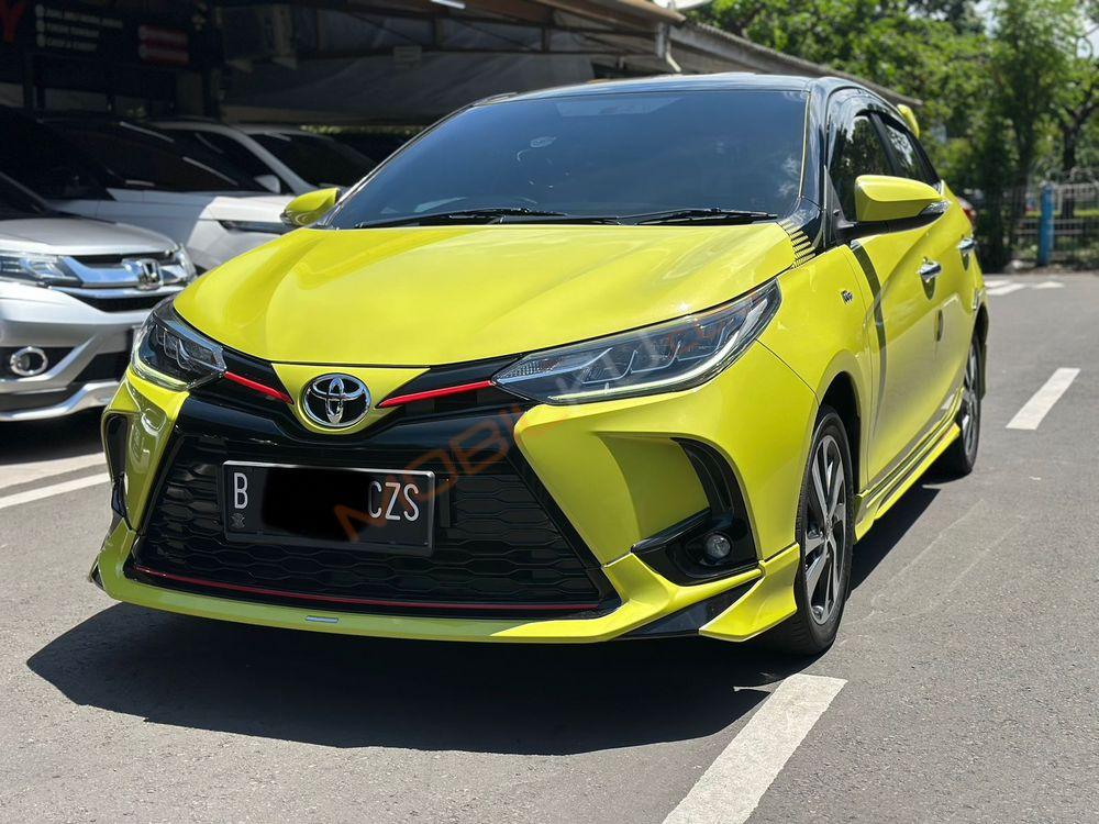 Mobil Toyota Yaris 2021