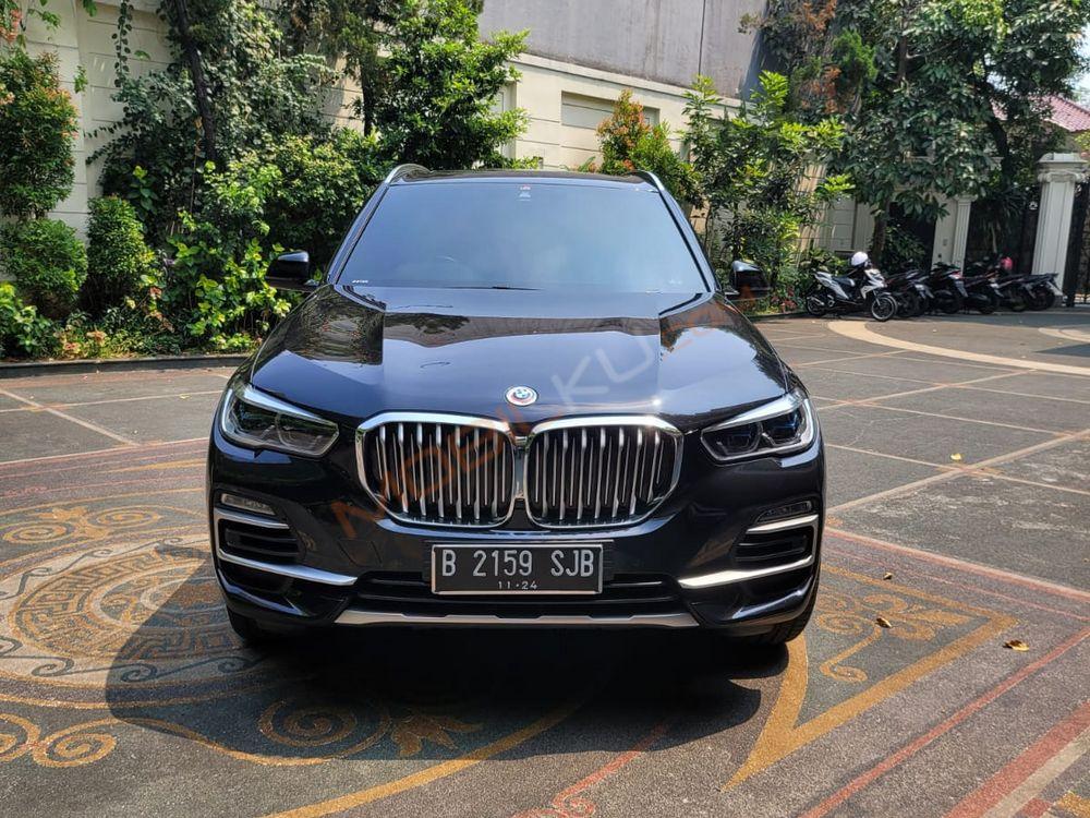 Mobil BMW X5 2019