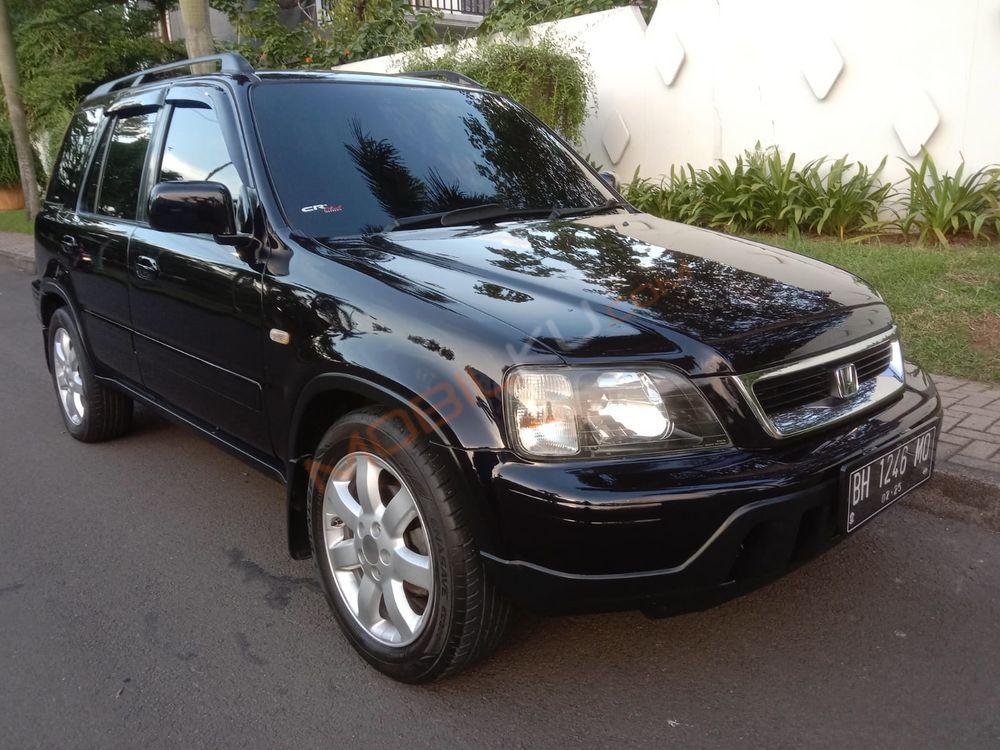 Mobil Honda CR-V 2002