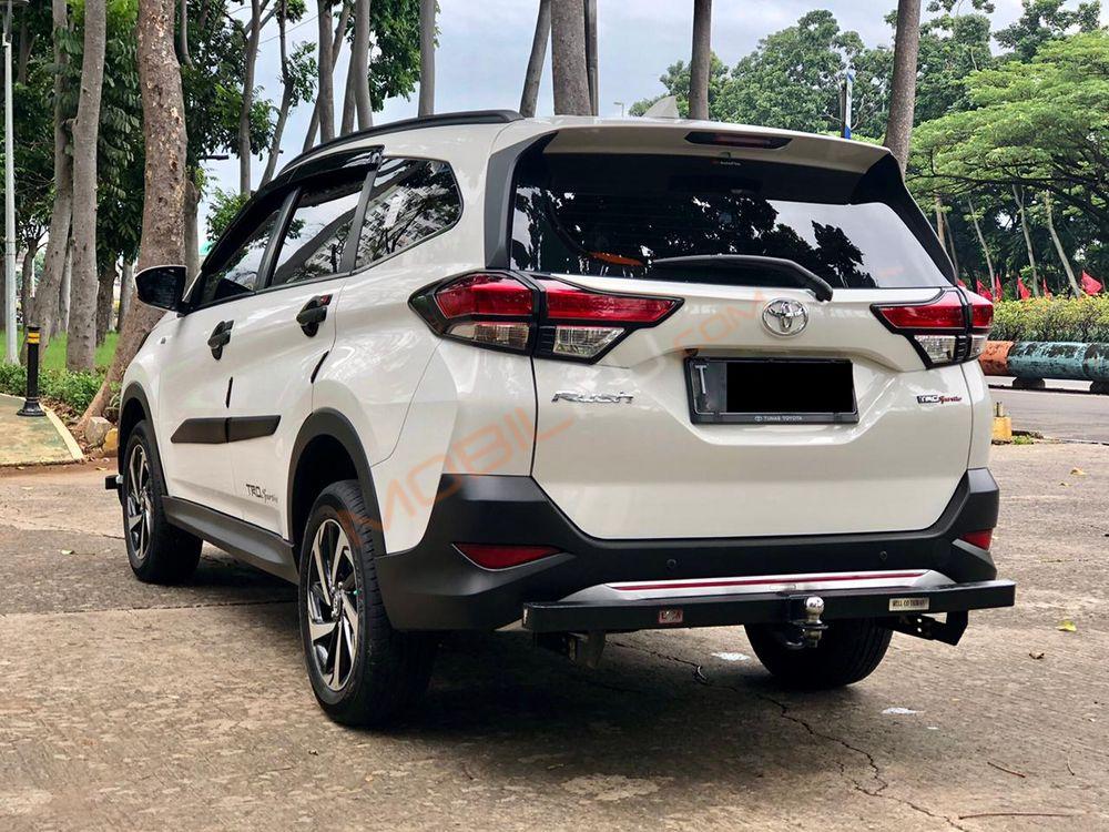 Mobil Toyota Rush 2019