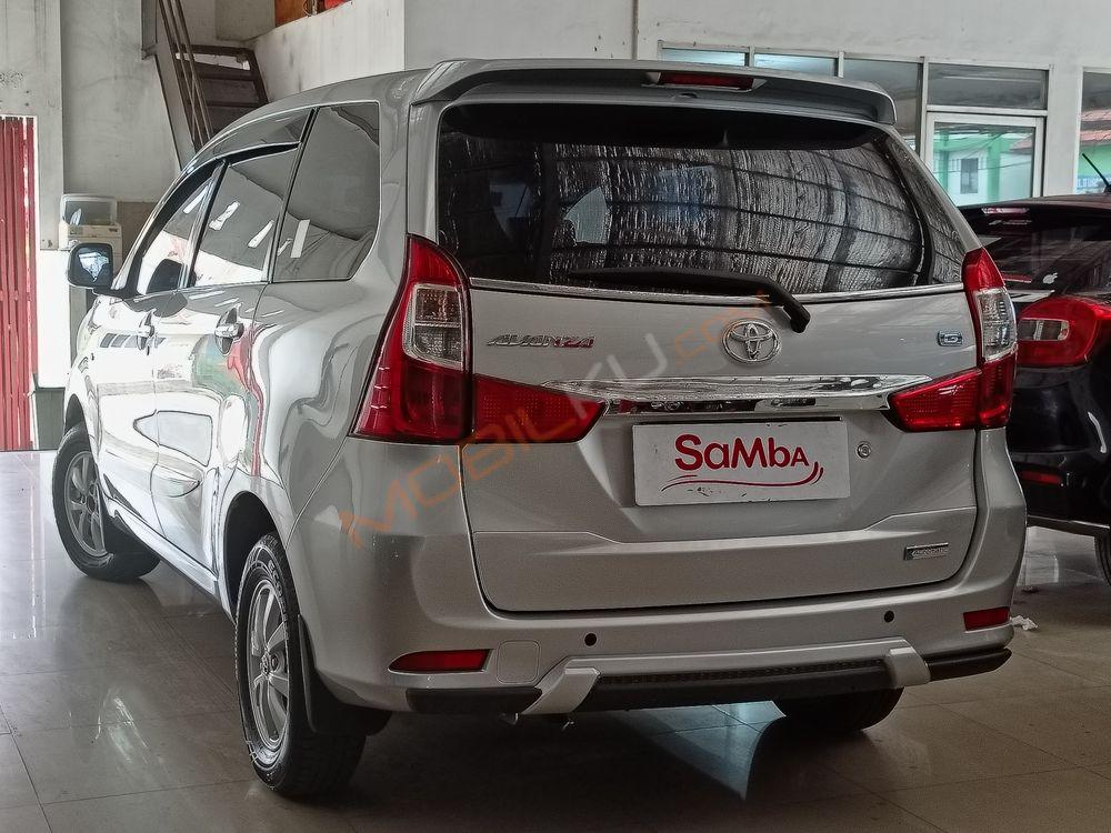 Mobil Toyota Avanza 2018