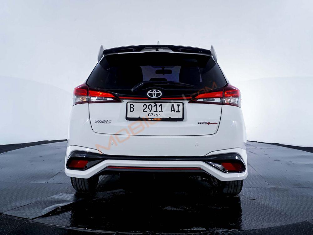 Mobil Toyota Yaris 2020