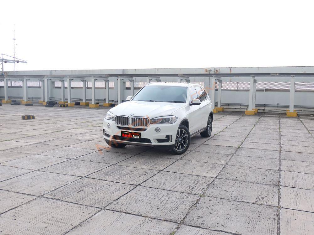 Mobil BMW X5 2015