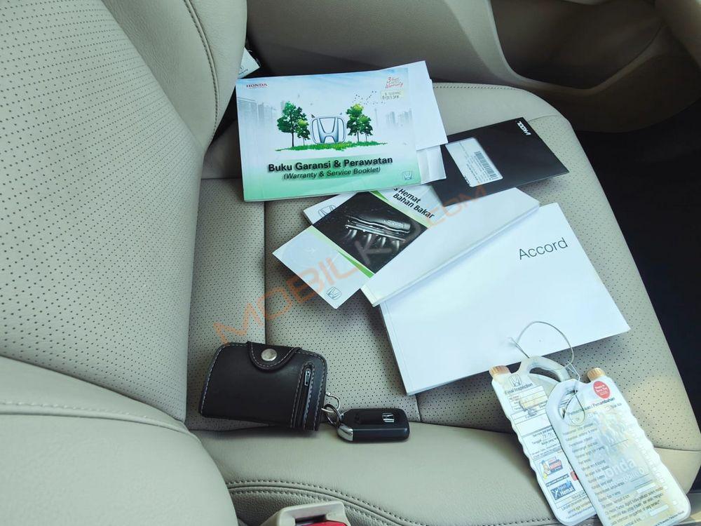 Mobil Honda Accord 2017