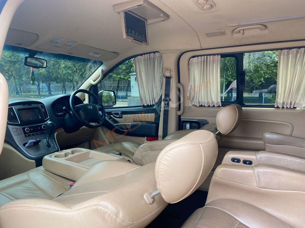 Mobil Hyundai H-1 2018