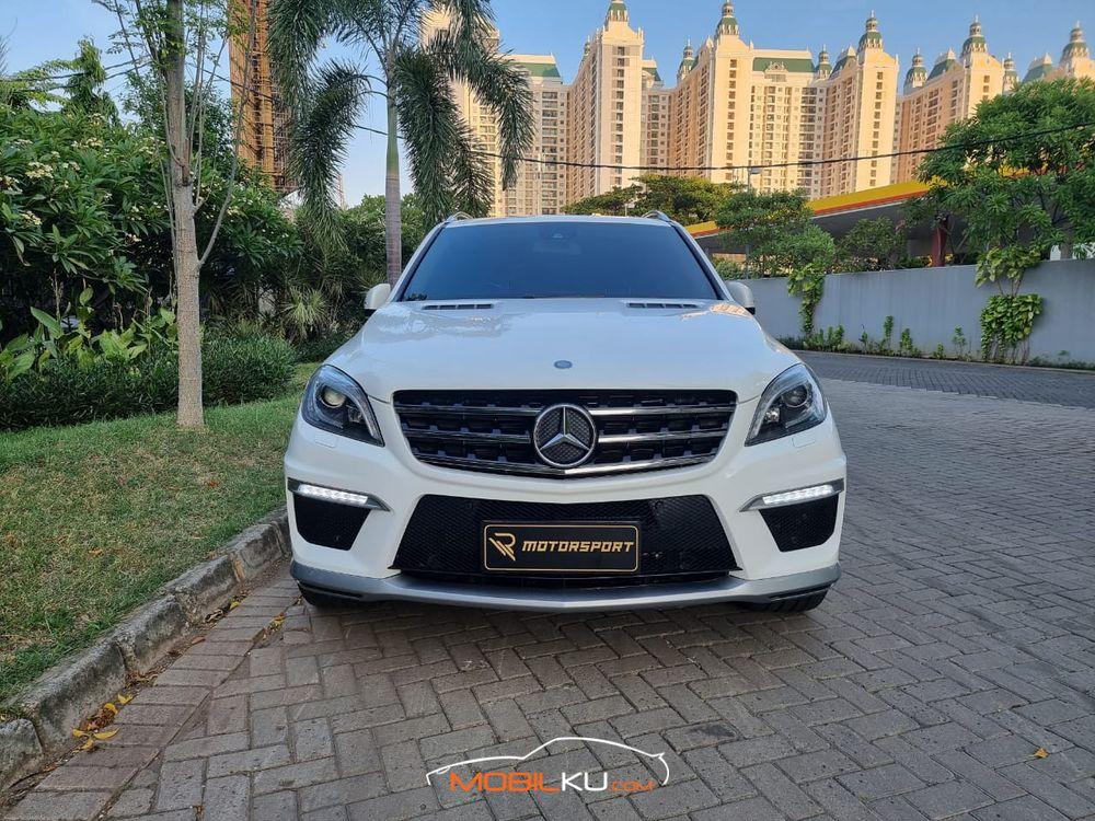 Mobil Mercedes-Benz ML 2014