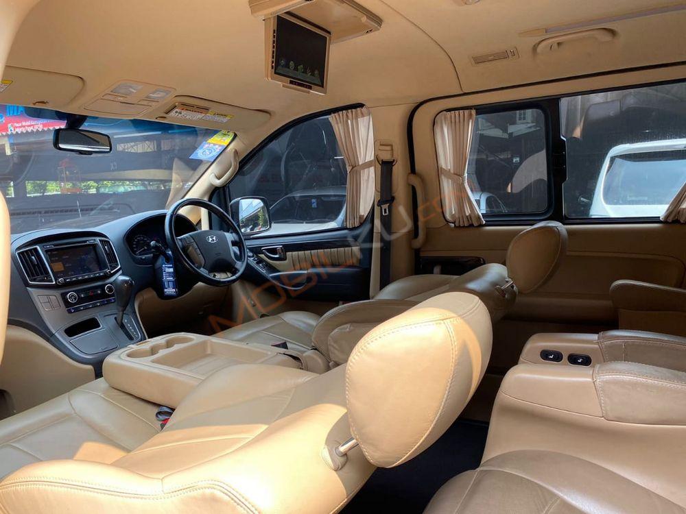 Mobil Hyundai H-1 2018