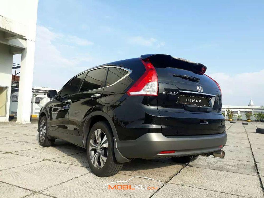 Mobil Honda CR-V 2012
