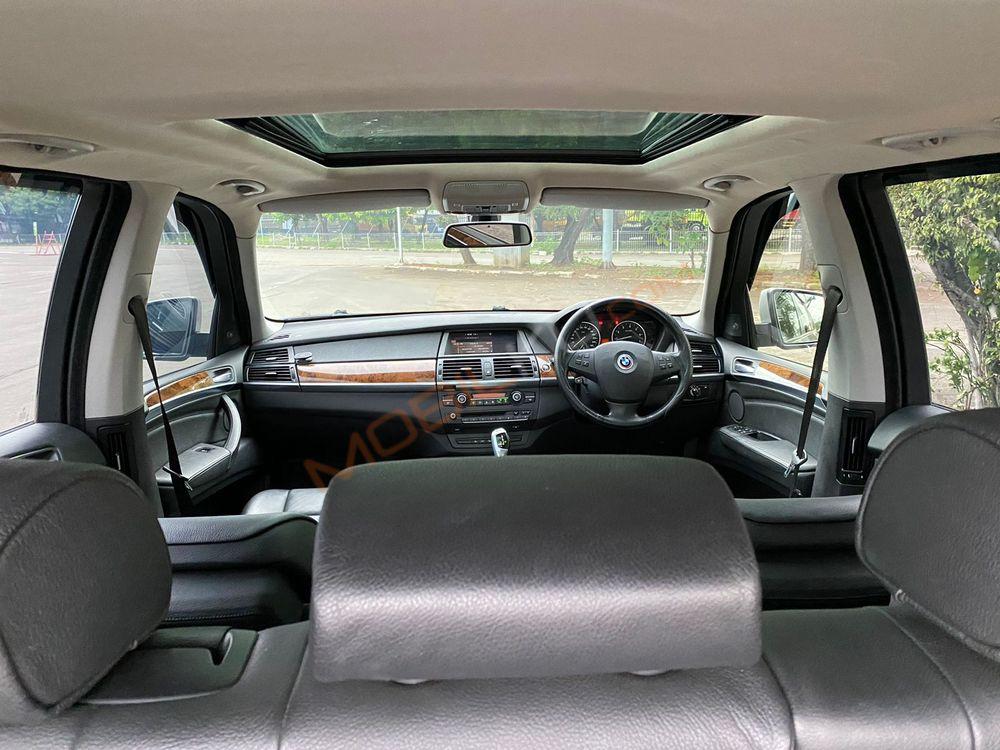 Mobil BMW X5 2008