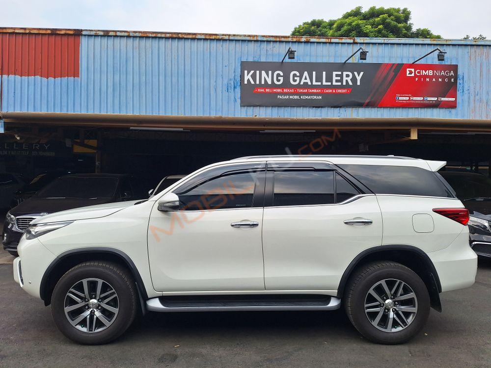 Mobil Toyota Fortuner 2016