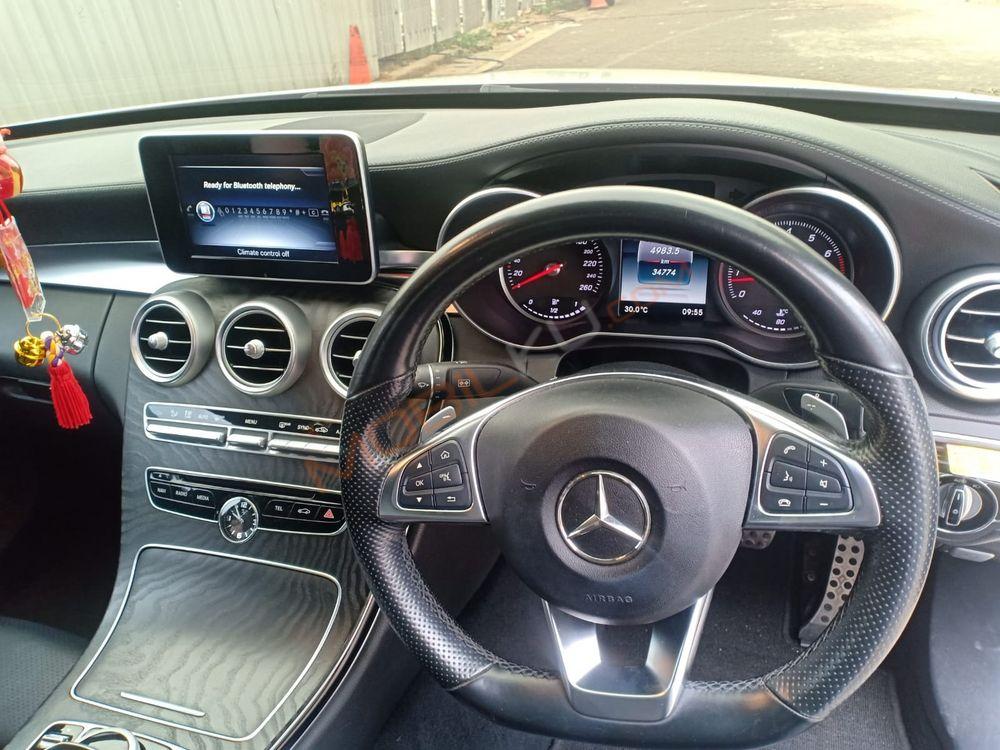 Mobil Mercedes-Benz C-Class 2014