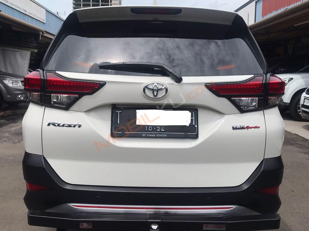 Mobil Toyota Rush 2019