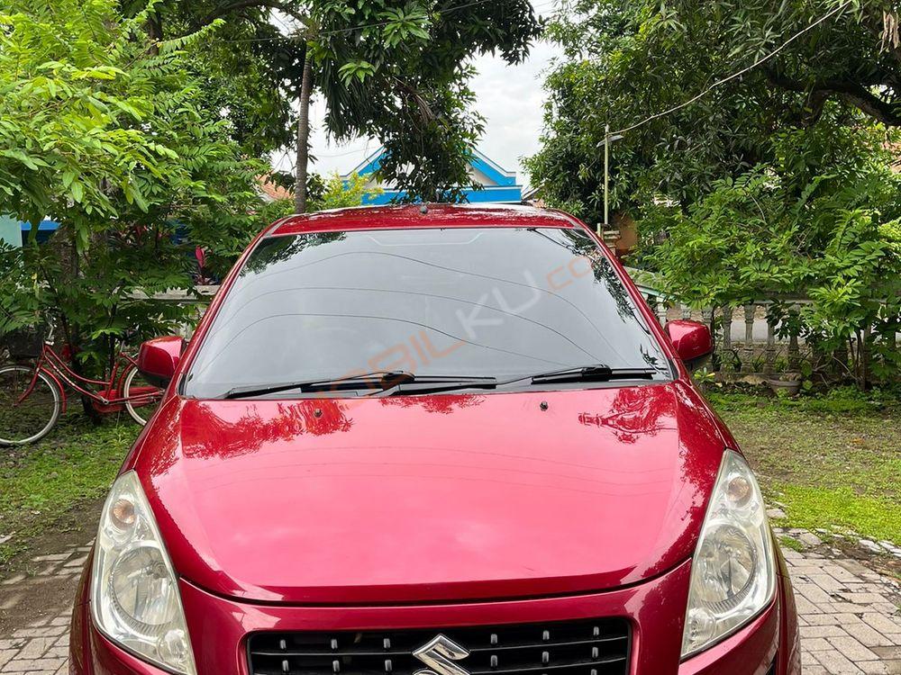Mobil Suzuki Splash 2013