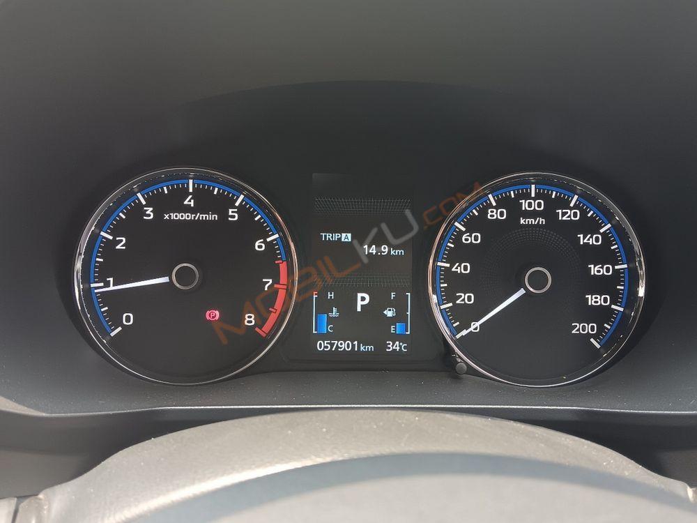 Mobil Mitsubishi Xpander Cross 2021