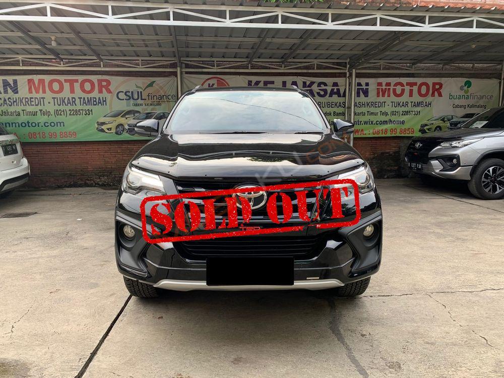 Mobil Toyota Fortuner 2018