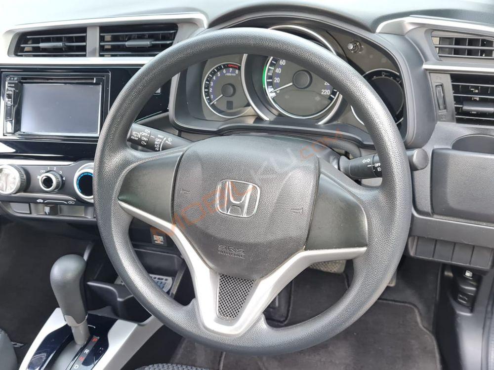 Mobil Honda Jazz 2019