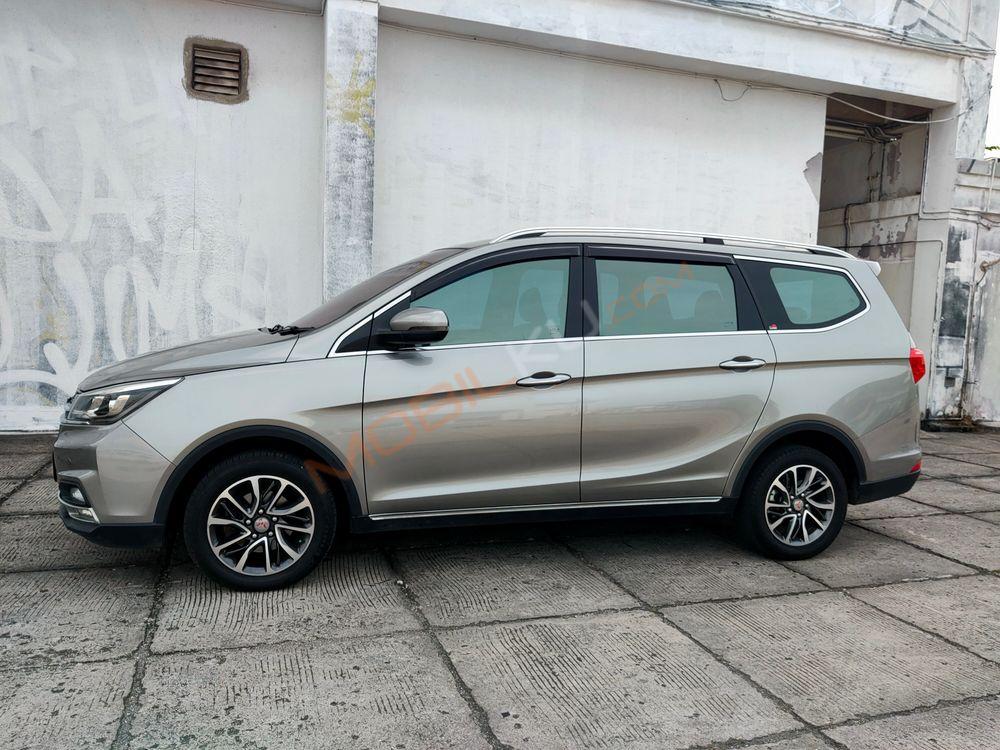 Mobil Wuling Cortez 2021