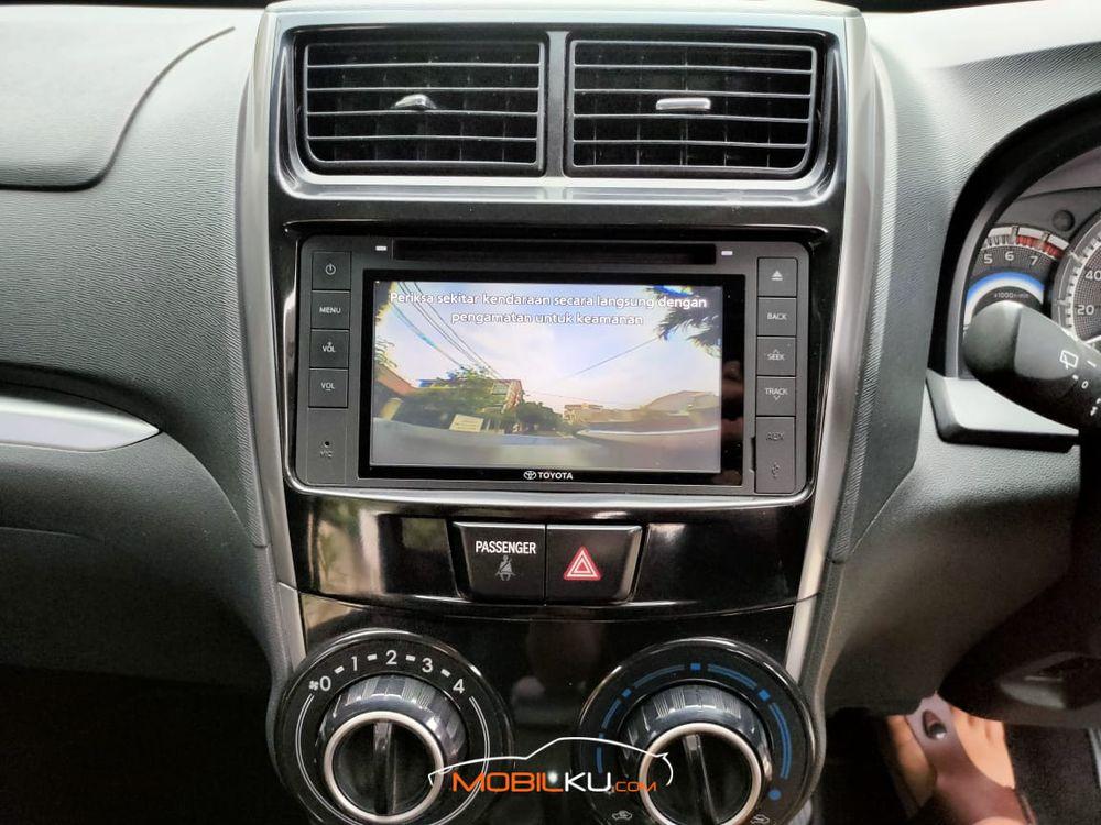 Mobil Toyota Avanza 2016