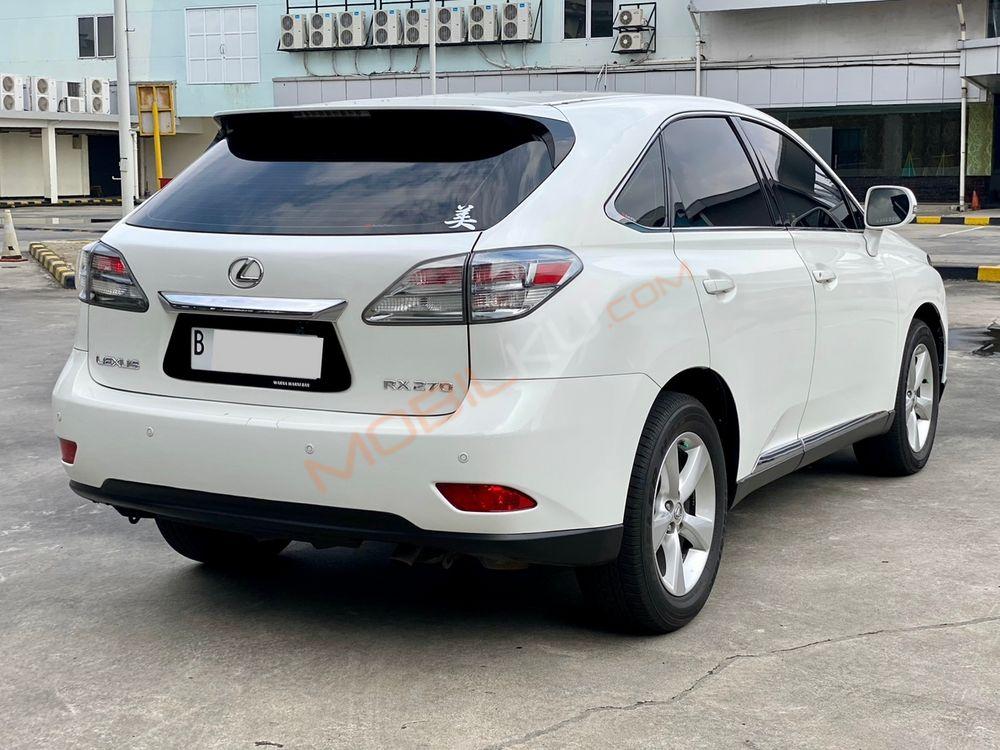 Mobil Lexus RX 2011