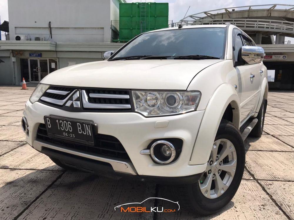 Mobil Mitsubishi Pajero Sport 2014