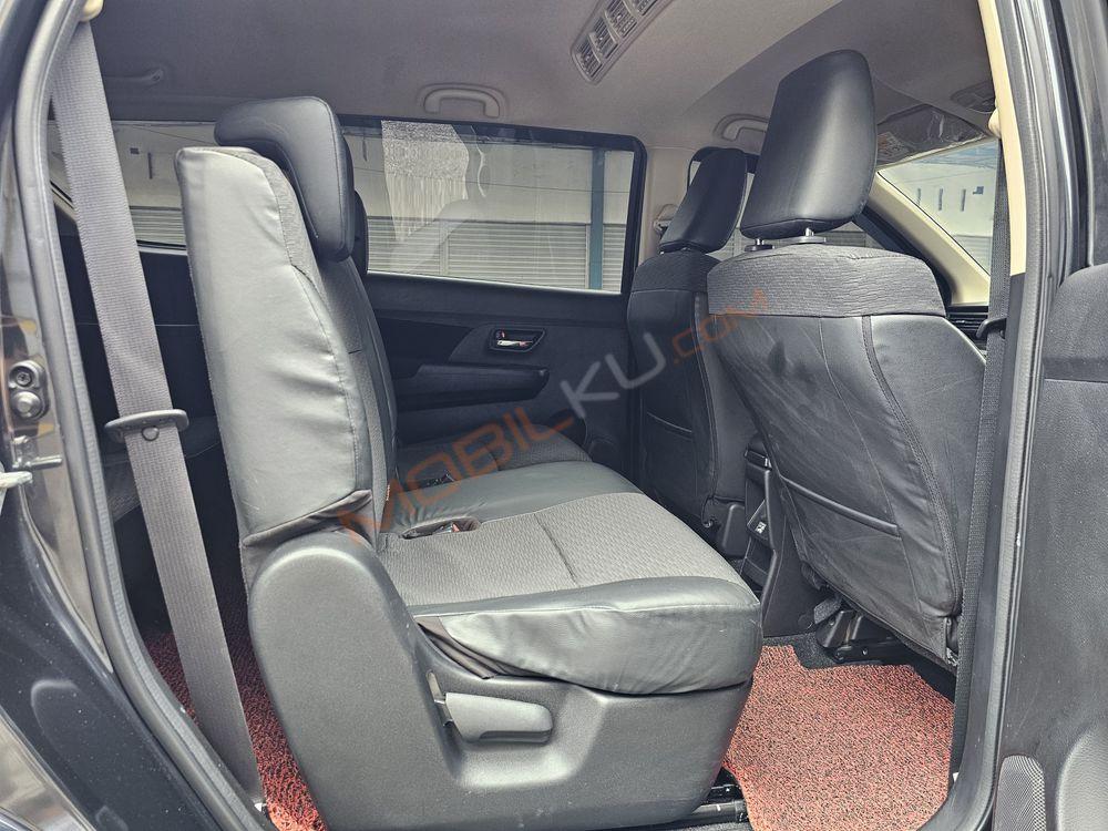 Mobil Suzuki XL7 2022