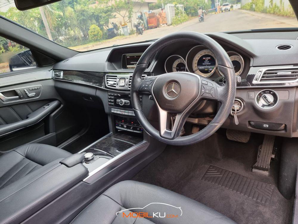 Mobil Mercedes-Benz E-Class 2014