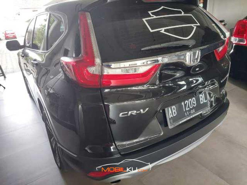 Mobil Honda CR-V 2017