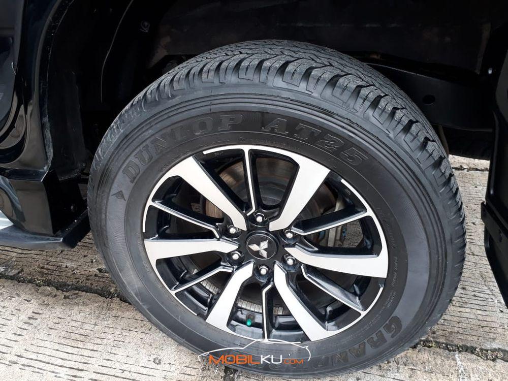 Mobil Mitsubishi Pajero Sport 2017