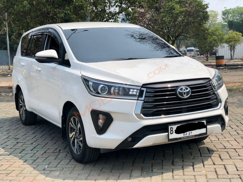 Mobil Toyota Kijang Innova 2022