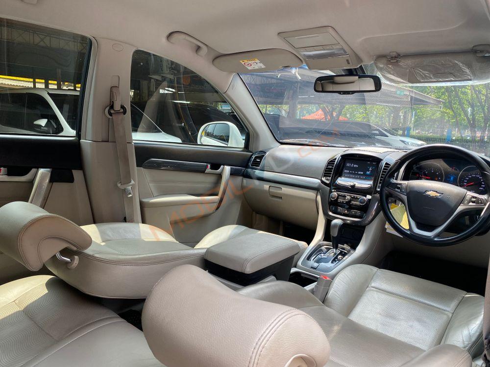 Mobil Chevrolet Captiva 2017