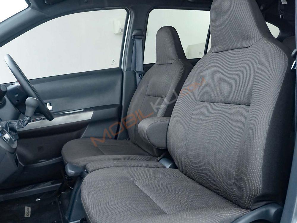 Mobil Toyota Calya 2023