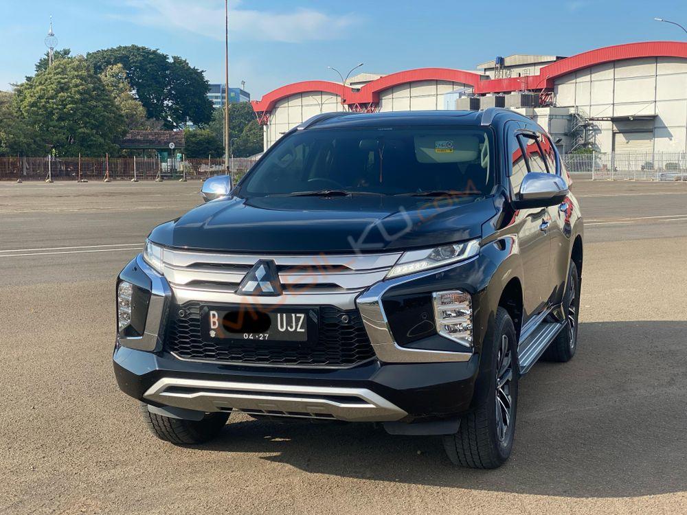 Mobil Mitsubishi Pajero Sport 2022