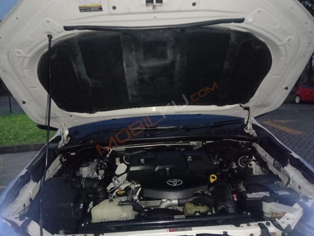 Mobil Toyota Fortuner 2016