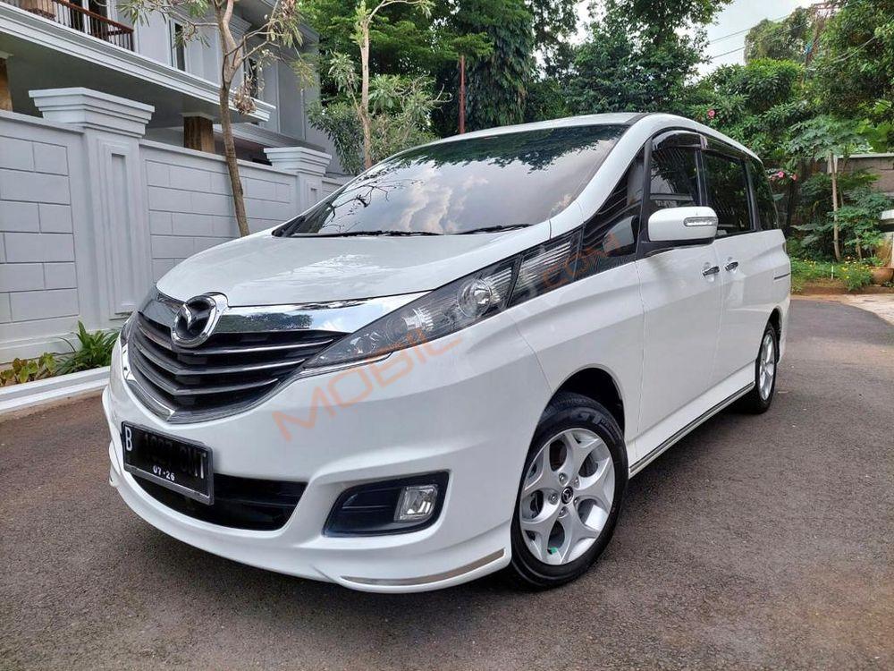 Mobil Mazda Biante 2015
