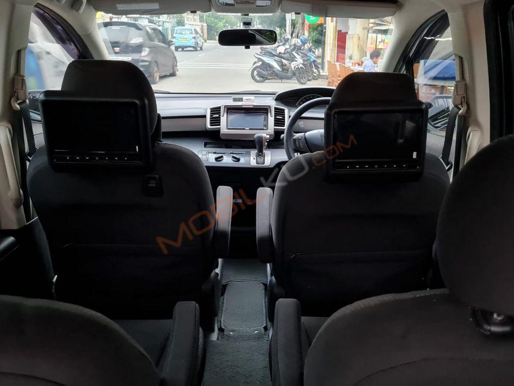 Mobil Honda Freed 2014