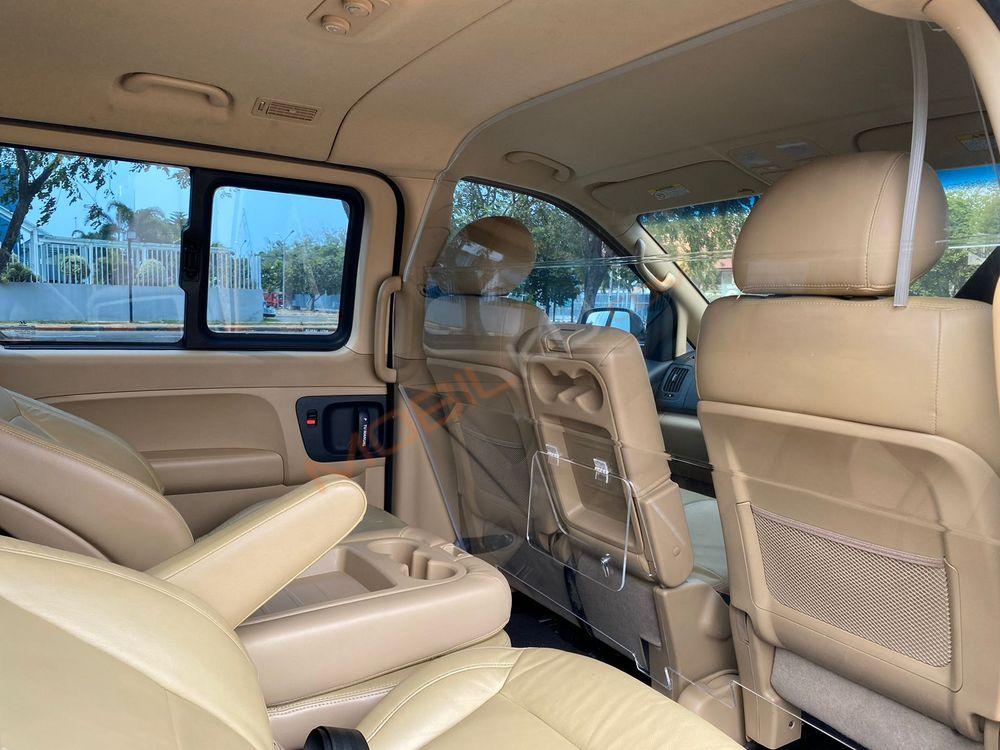 Mobil Hyundai H-1 2017