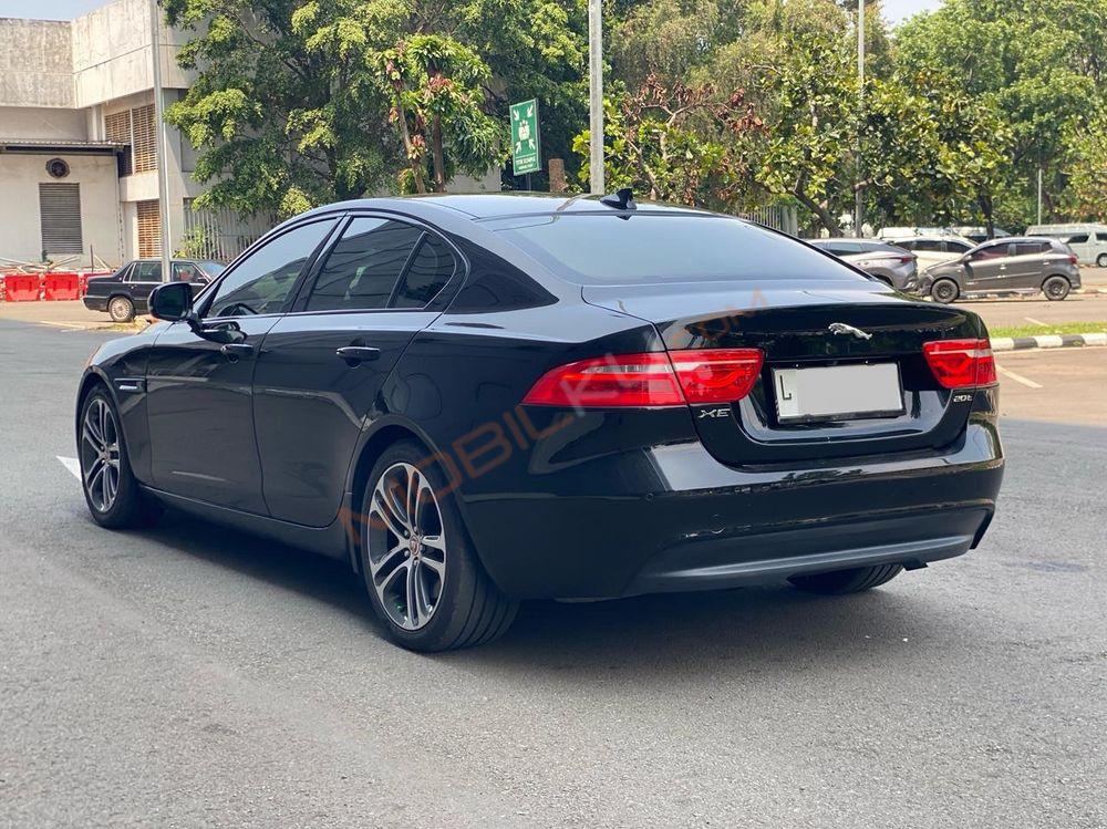 Mobil Jaguar XE 2016