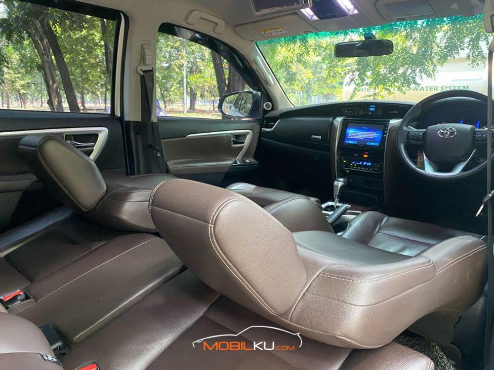 Mobil Toyota Fortuner 2018