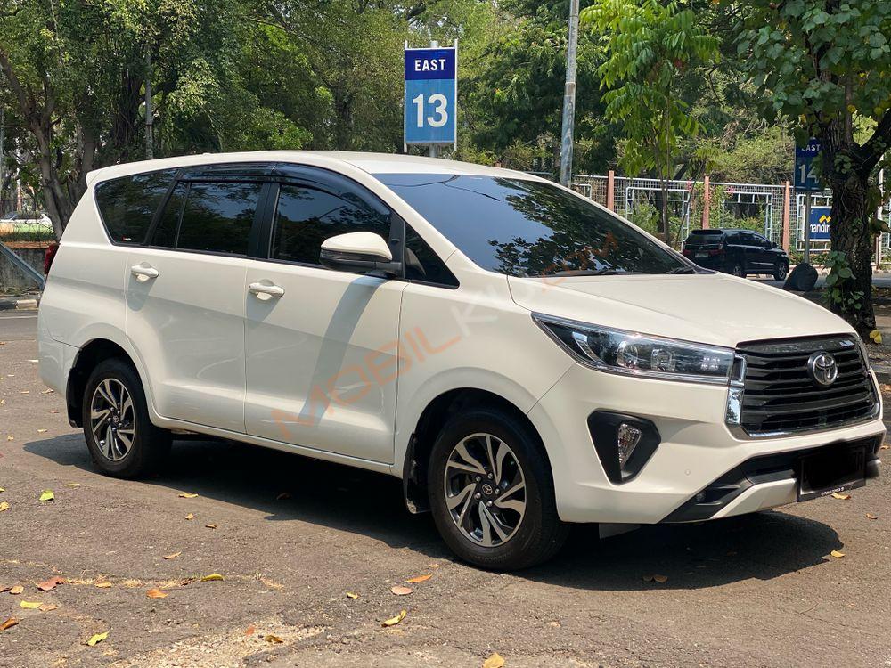Mobil Toyota Kijang Innova 2022