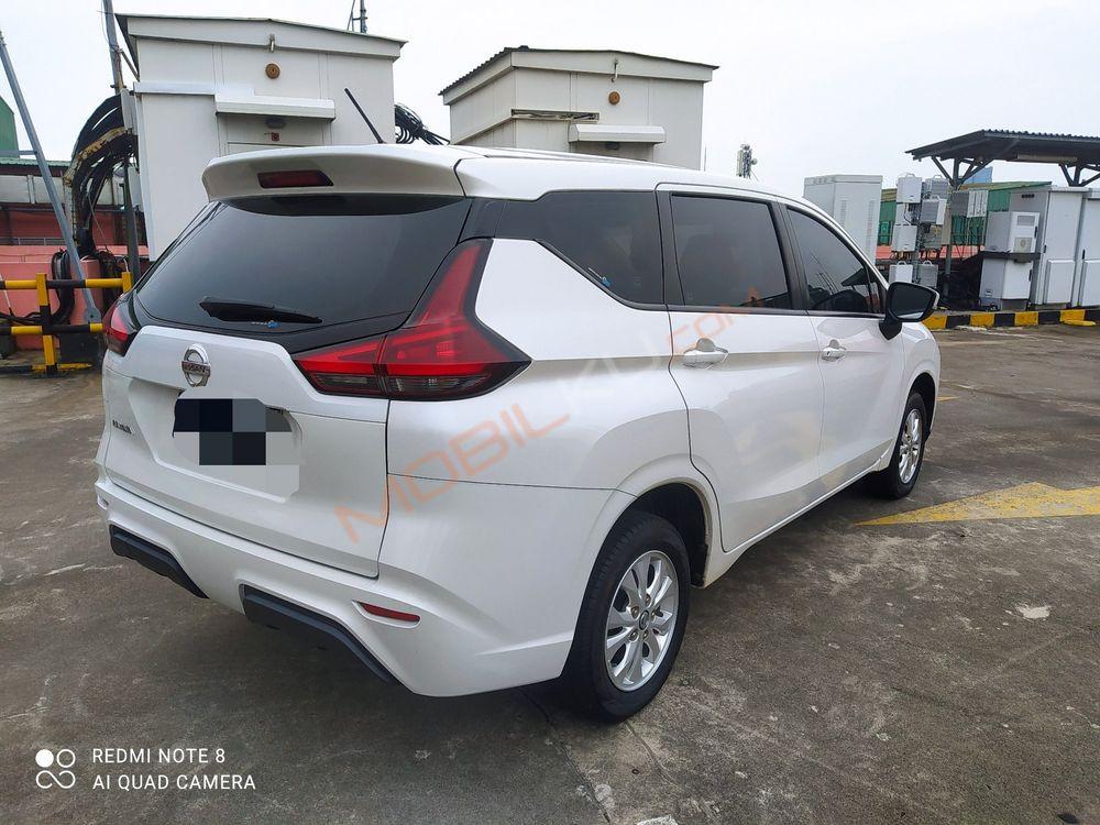 Mobil Nissan Livina 2019