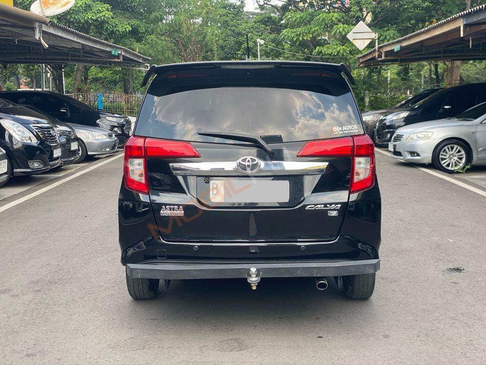 Mobil Toyota Calya 2018