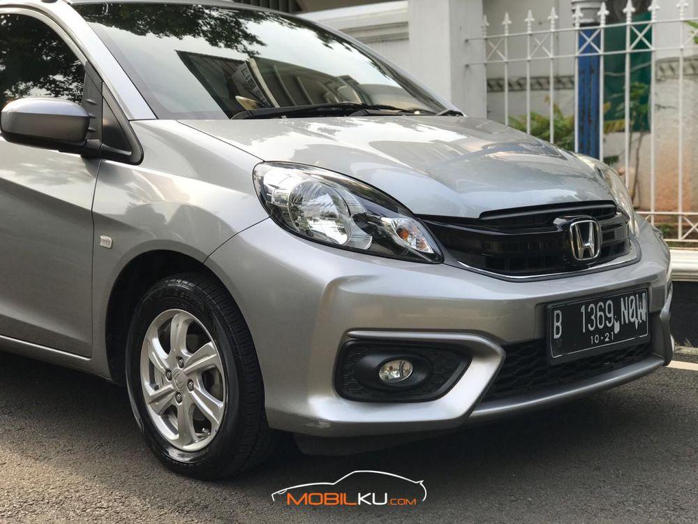 Mobil Honda Brio 2016