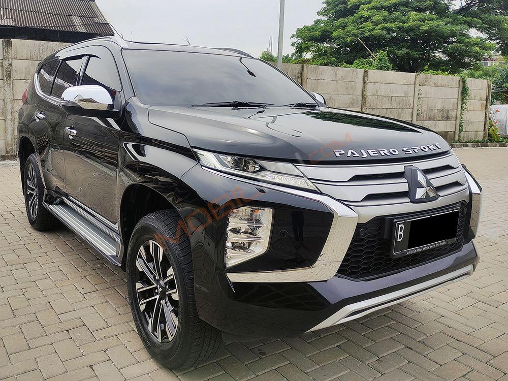 Mobil Mitsubishi Pajero Sport 2022