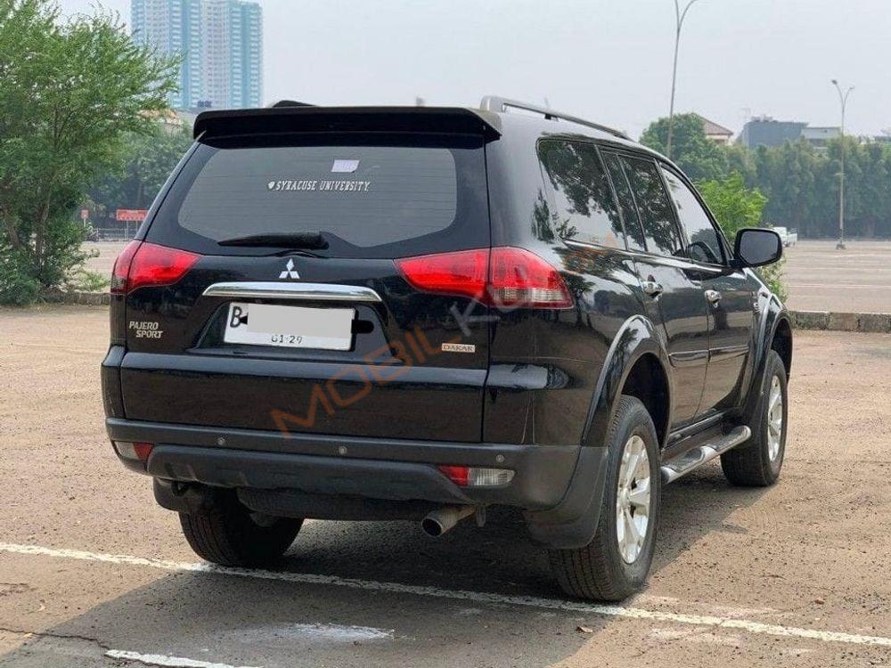 Mobil Mitsubishi Pajero Sport 2013