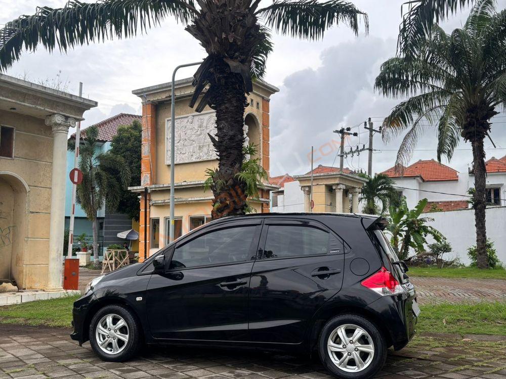 Mobil Honda Brio 2018