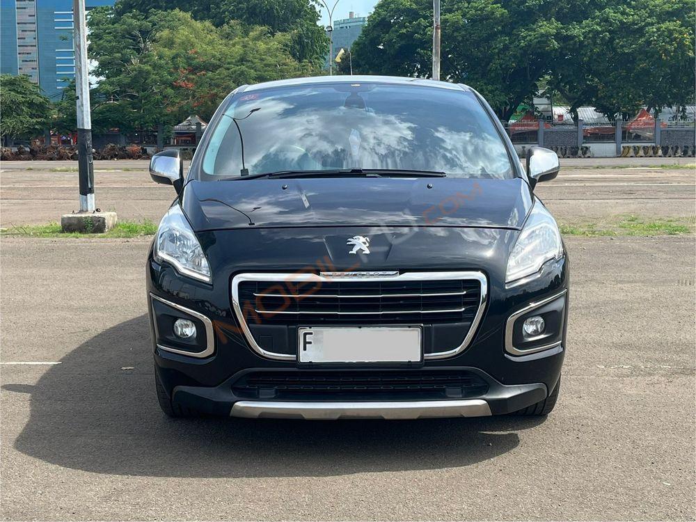 Mobil Peugeot 3008 2016
